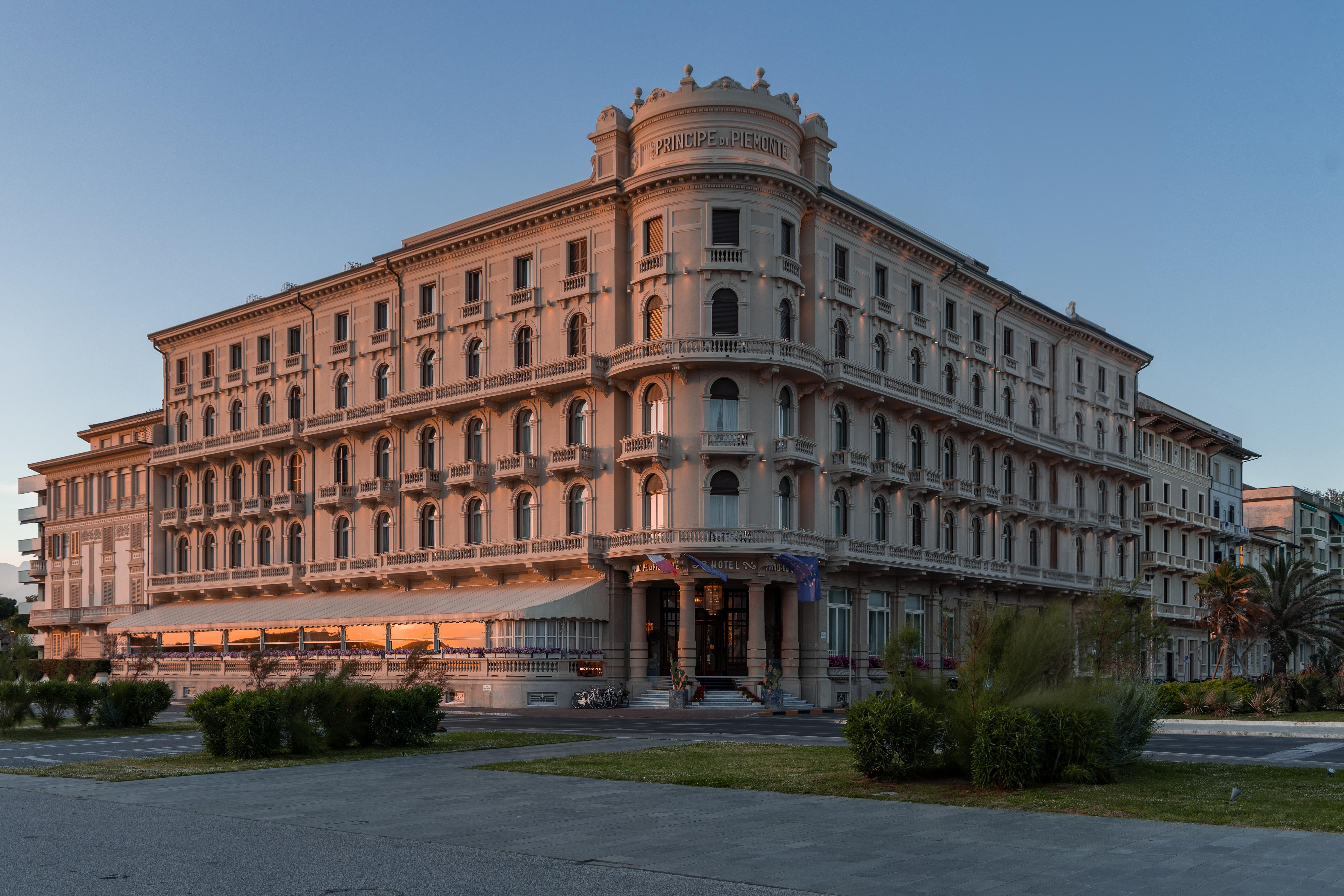 וירג'יו Grand Hotel Principe Di Piemonte מראה חיצוני תמונה